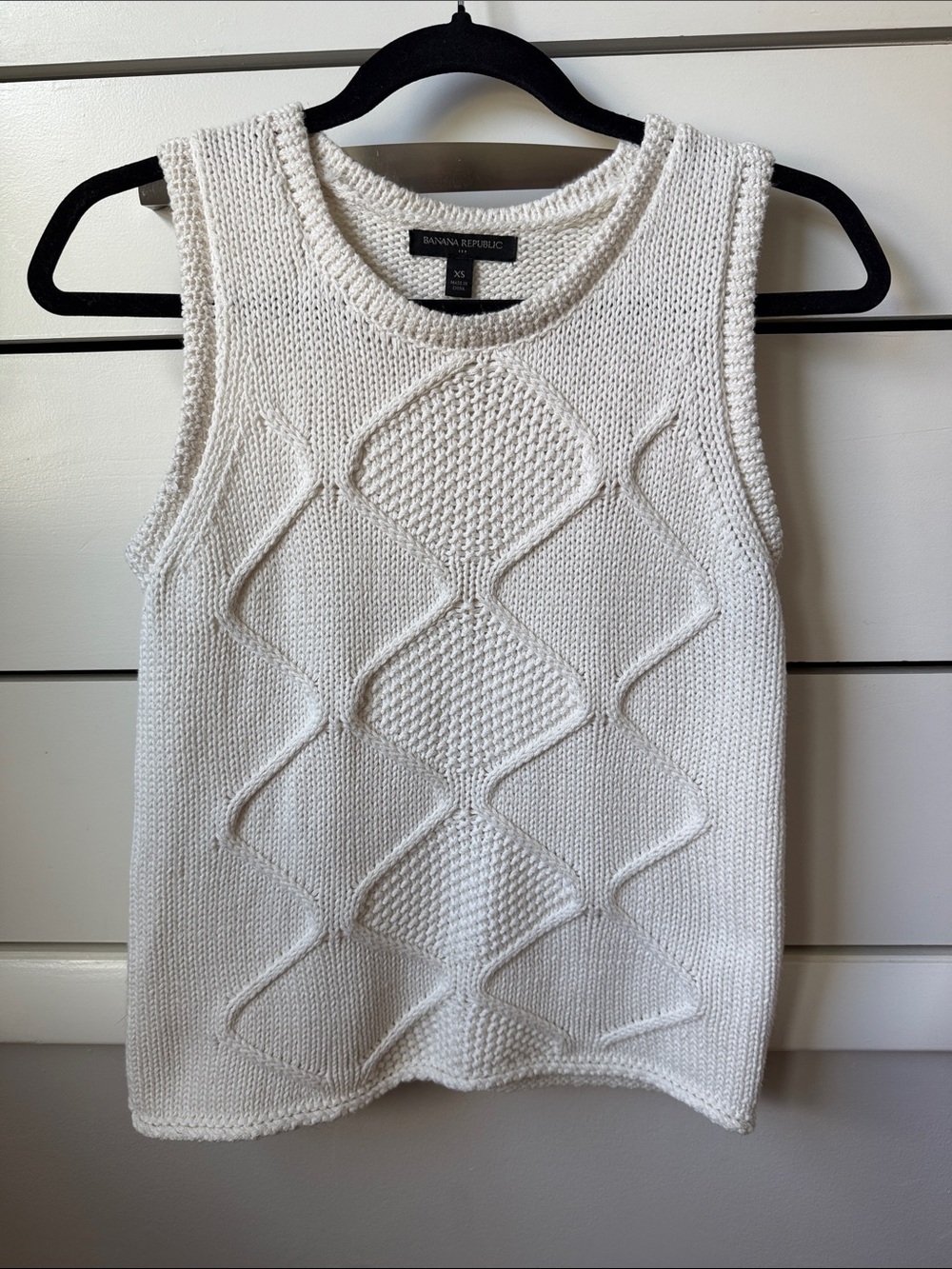 Banana Republic Cream Cable Diamond Knit Tank